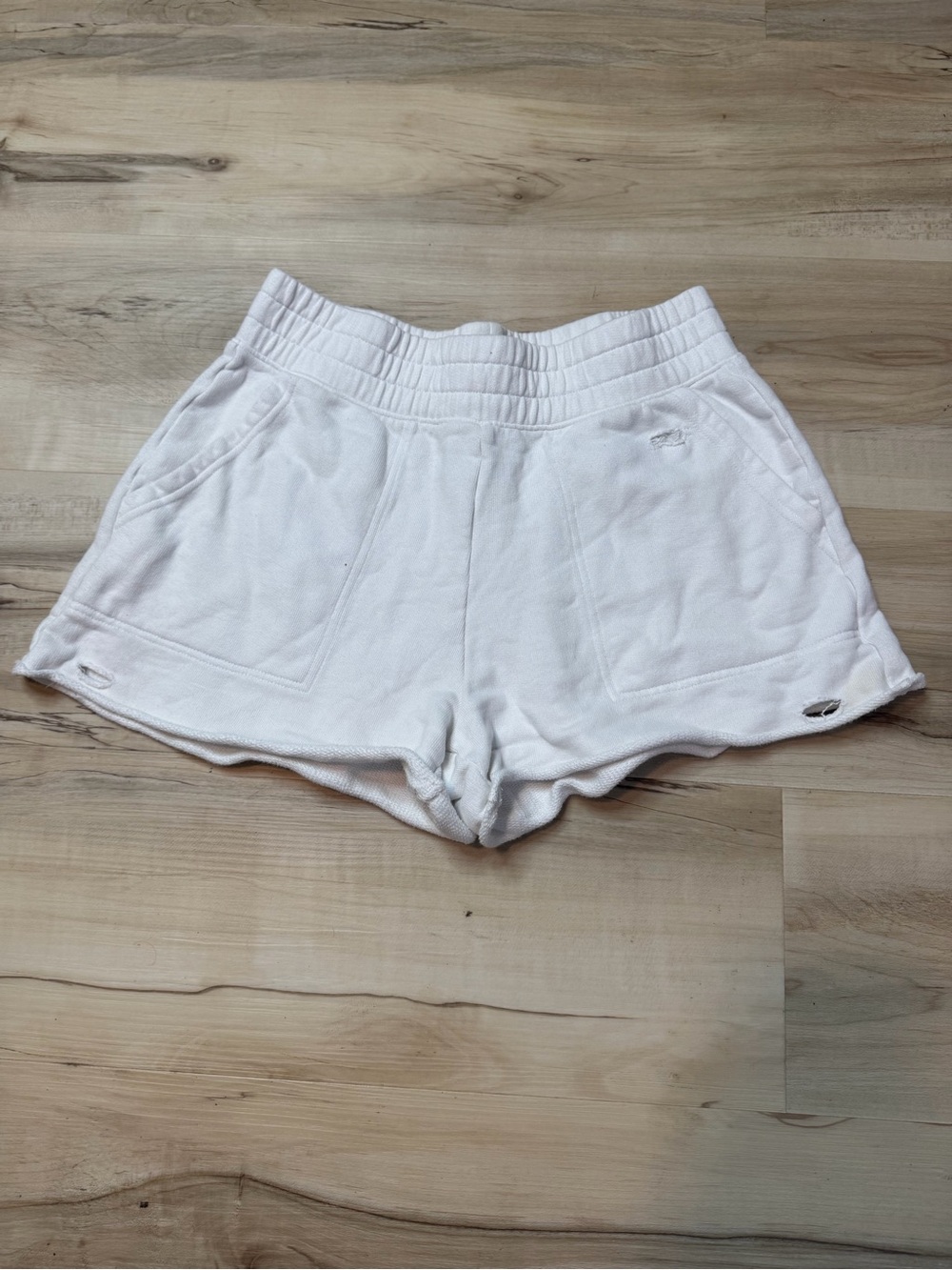 White Women's Offline By Aerie Shorts - Lightweight Everyday Comfort